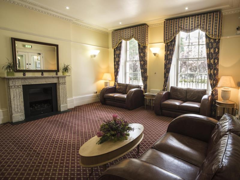 Отель The Darlington Hyde Park Лондон Экстерьер фото